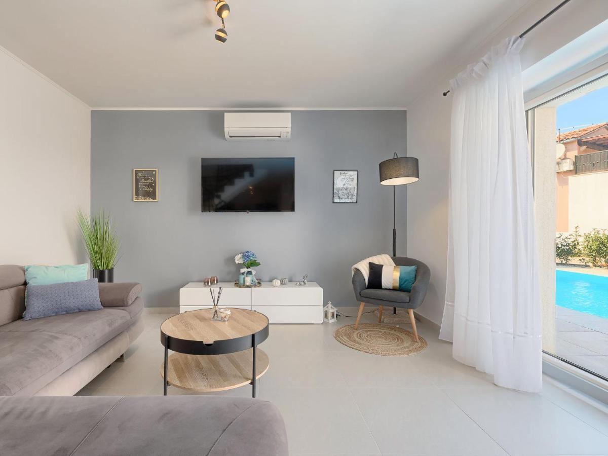 Sveti Petar u Sumi Holiday Home Villa Karmen - Roj454 By Interhome מראה חיצוני תמונה