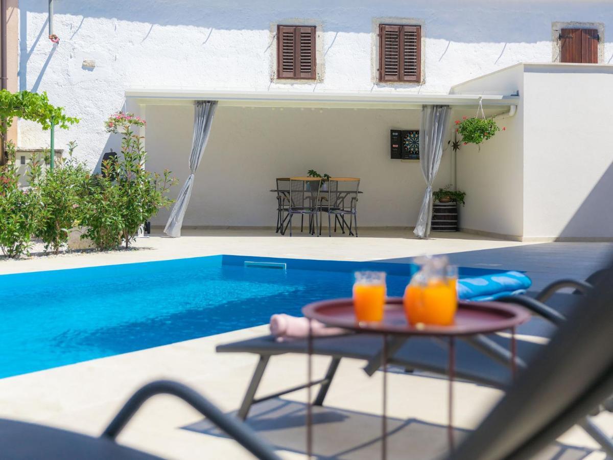 Sveti Petar u Sumi Holiday Home Villa Karmen - Roj454 By Interhome מראה חיצוני תמונה