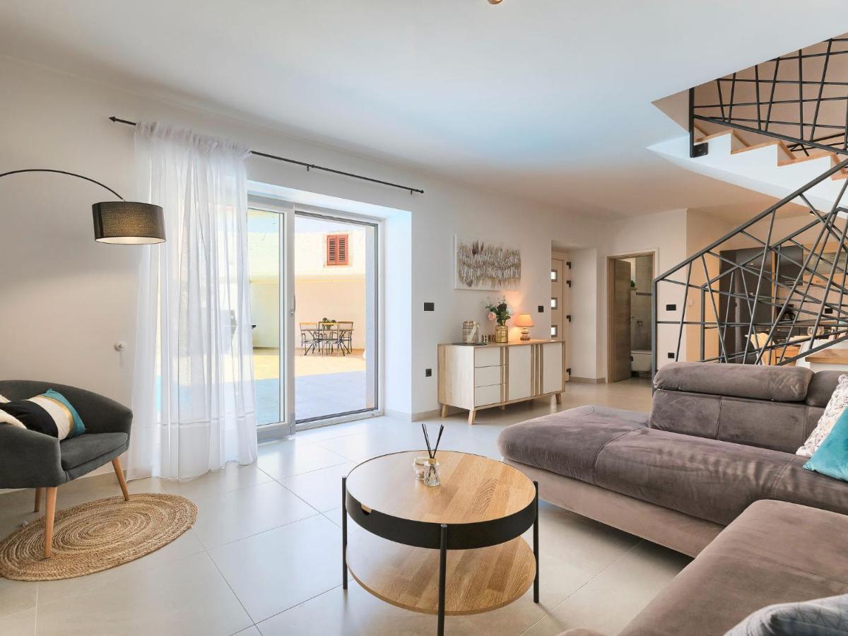 Sveti Petar u Sumi Holiday Home Villa Karmen - Roj454 By Interhome מראה חיצוני תמונה