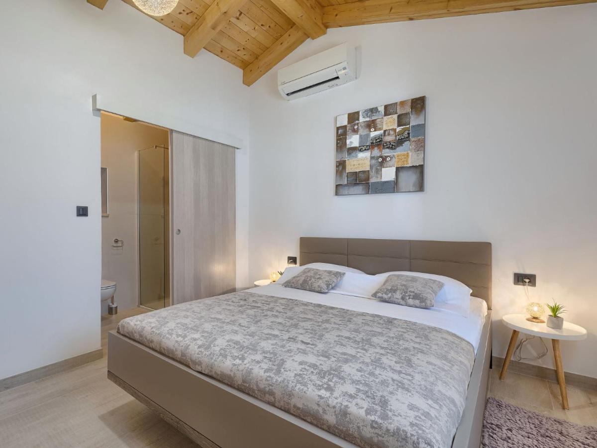 Sveti Petar u Sumi Holiday Home Villa Karmen - Roj454 By Interhome מראה חיצוני תמונה